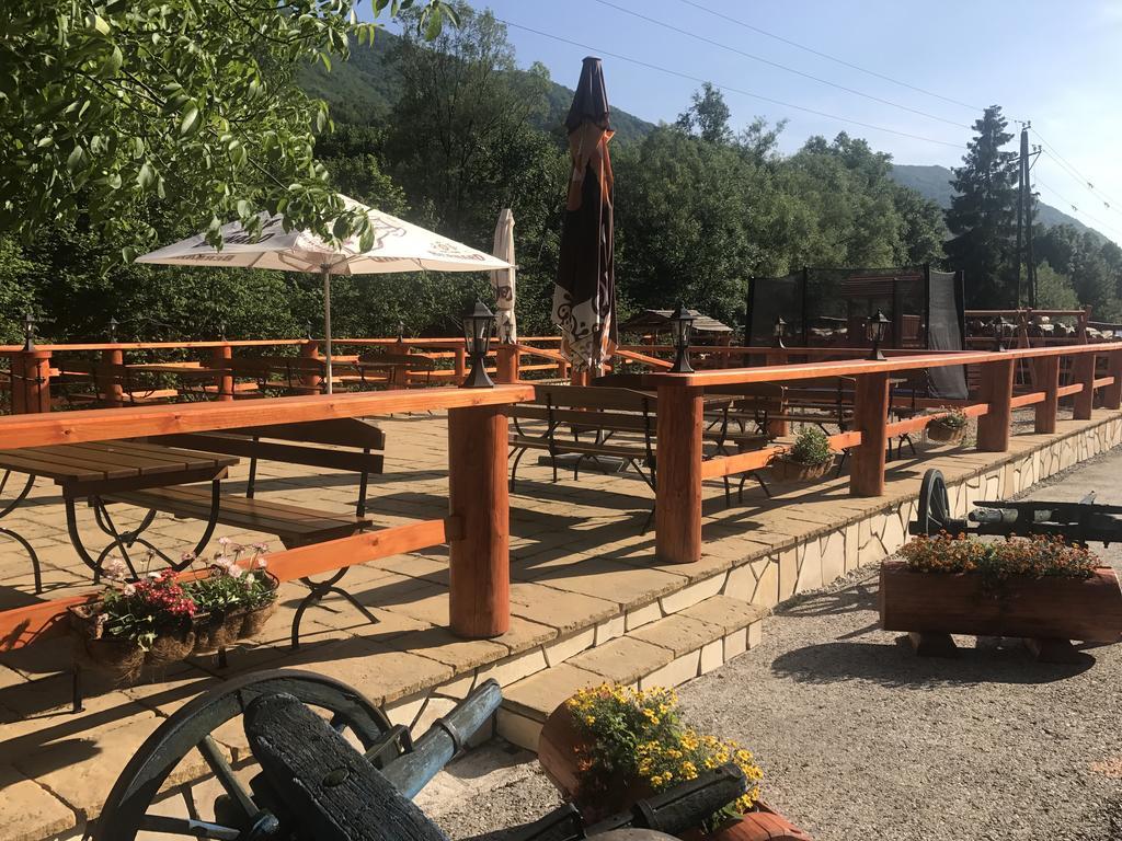 Penzion Zbojnik Terchova Exterior photo